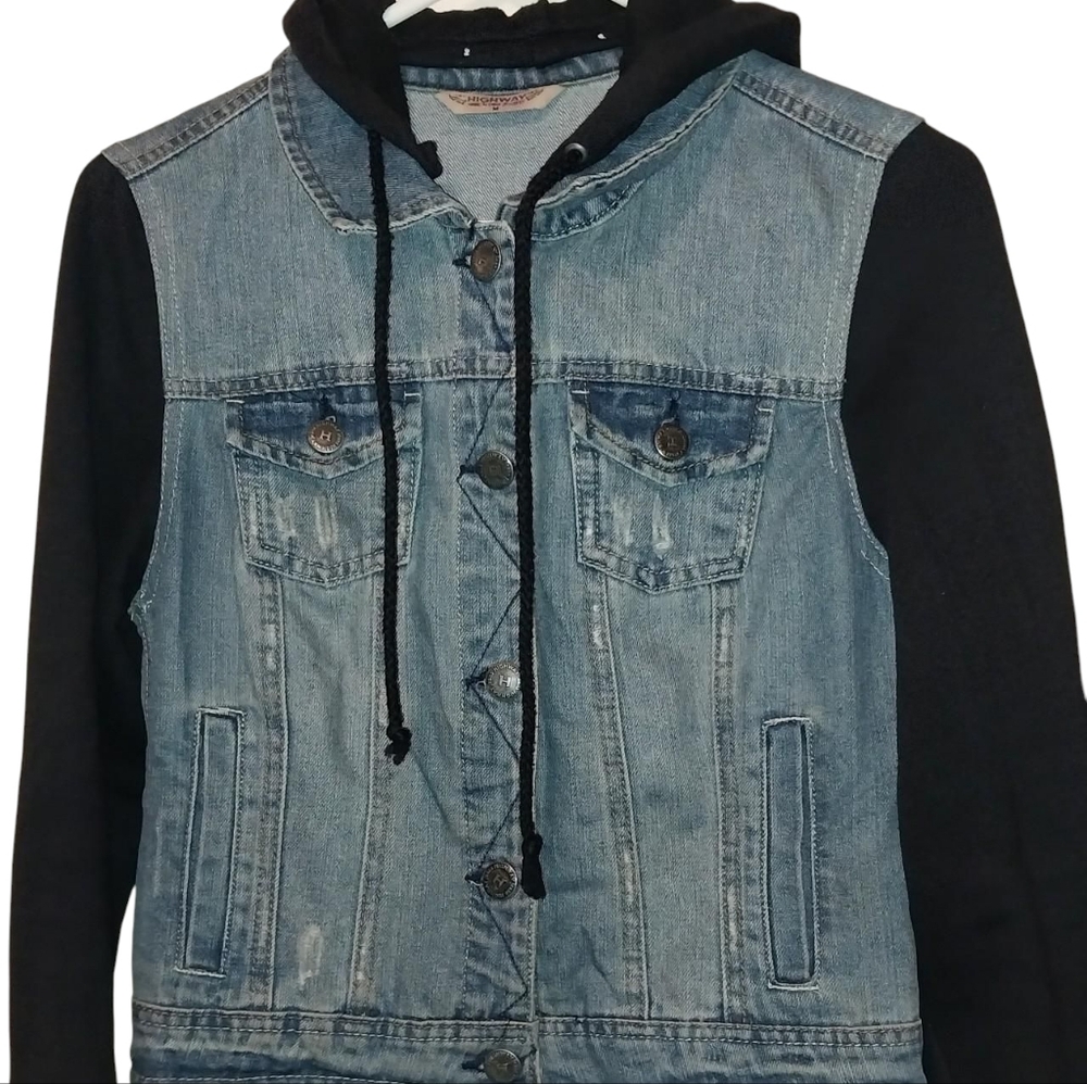 Highway Jeans Blue Denim Jacket Wth Black Hood And Sleeves Size Medium